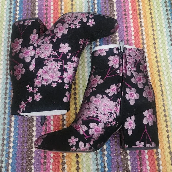Sam Edelman Embroidered Floral Black and Pink Ankle Boots - Picture 2 of 10